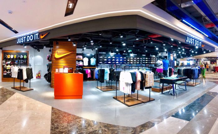 Hình ảnh flagship store Nike tại Nha Trang