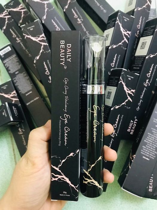 Kem Dưỡng Mắt Daily Beauty Age Away Vitalizing Eye Cream ảnh 2