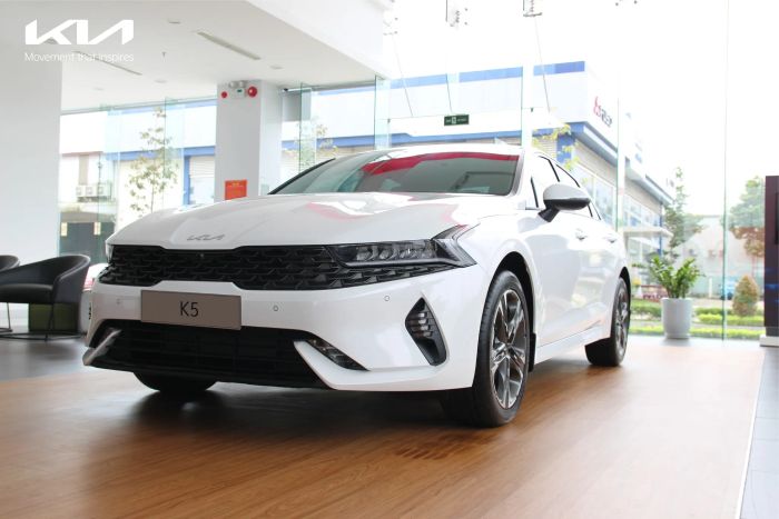 Không gian trưng bày hiện đại tại KIA Quảng Nam