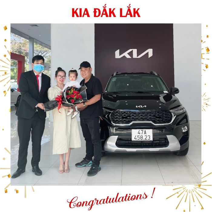 Hình ảnh tổng quan showroom KIA Đắk Lắk - không gian trưng bày sang trọng, hiện đại