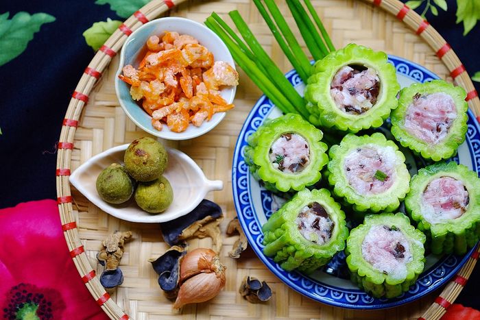 Canh khổ qua dồn thịt ảnh 3