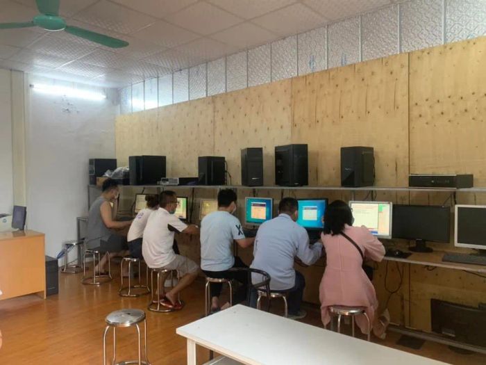 Hình ảnh lớp học thực hành tại Trung Tâm Lái Xe Số 8