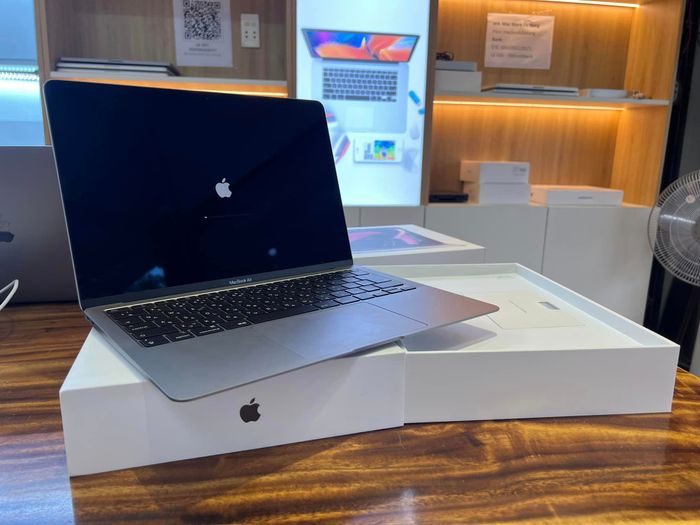 Góc sửa chữa và bảo hành chuyên nghiệp tại IFix Center