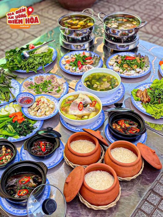 Hình ảnh A Sếnh Cơm Niêu - Lẩu - Nét đẹp ẩm thực truyền thống