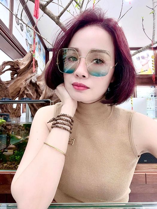 Bộ sưu tập kính mắt thời thượng tại Kính Mắt Tuấn Hà