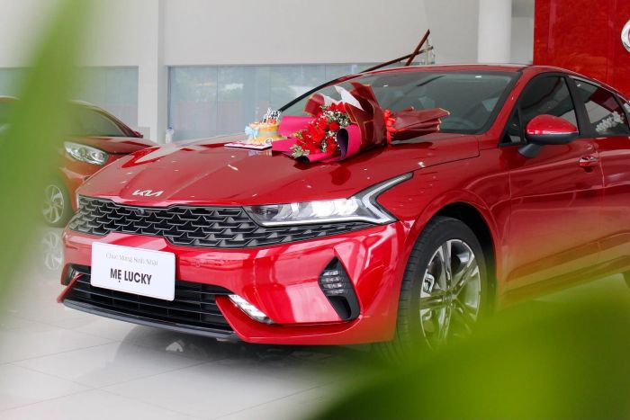 Không gian trưng bày ấn tượng tại KIA Bình Định