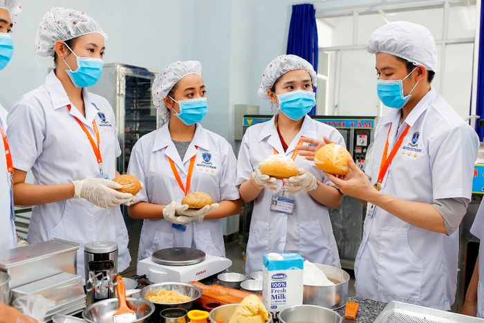 Hình ảnh minh họa ngành Công nghệ Thực phẩm hiện đại