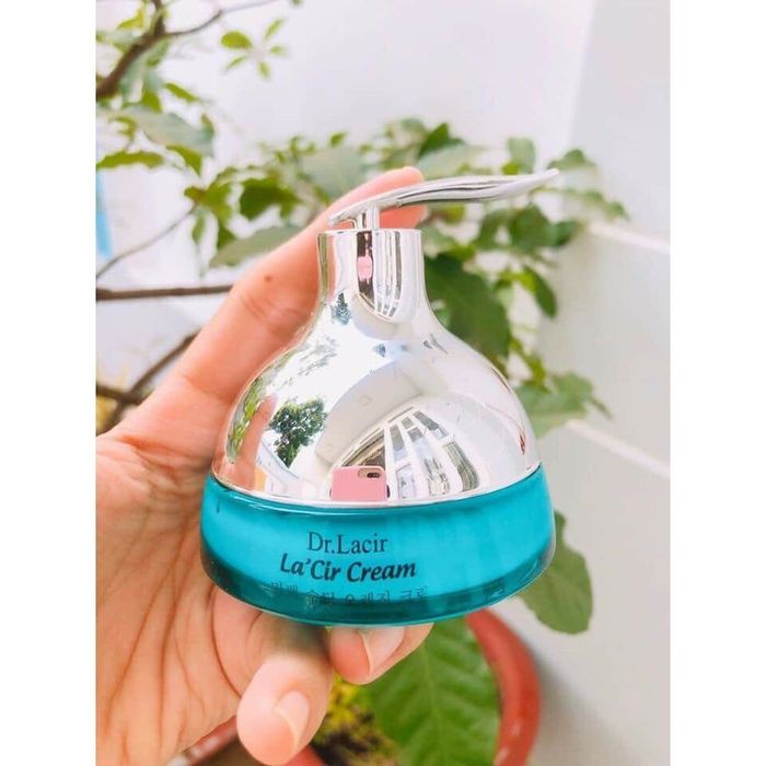 Kem Dưỡng Trắng Da Ban Đêm Dr.Lacir - Hình ảnh minh họa 1