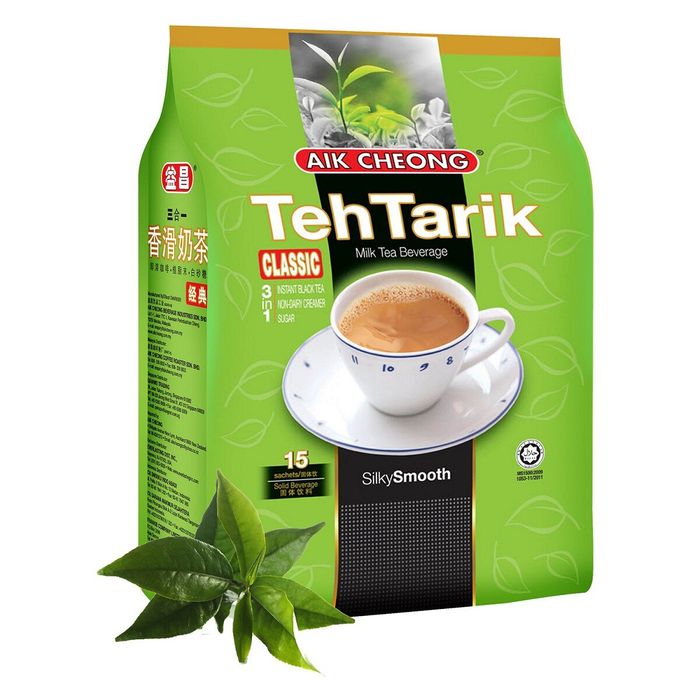 Hình ảnh pha chế Trà sữa Matcha Aik Cheong - Lớp bọt kem mịn đặc trưng