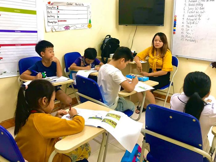 Trung Tâm Anh ngữ TEC - Địa chỉ vàng cho việc học tiếng Anh tại Hòa Bình, nơi hội tụ đội ngũ giảng viên giàu kinh nghiệm và cơ sở vật chất đẳng cấp, giúp học viên đạt kết quả học tập xuất sắc.