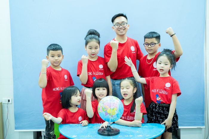 Lớp học tràn đầy năng lượng tại Sun Santa
