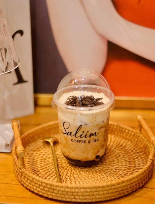 Không gian ấn tượng tại Saliim Coffee&Tea - điểm hẹn lý tưởng cho tín đồ trà sữa