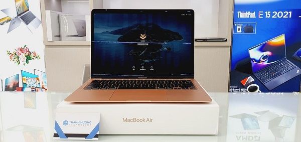 Hình ảnh đội ngũ chuyên viên tư vấn tại Thanh Hương Technology