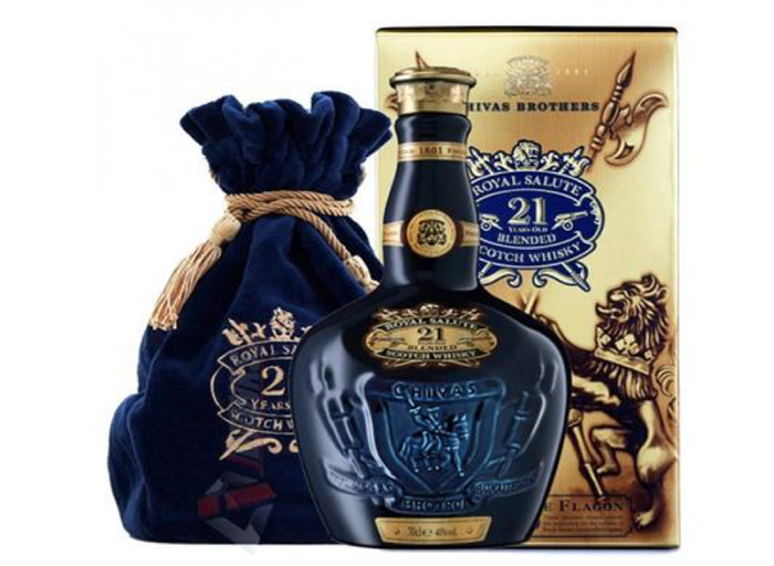 Hình ảnh chai Chivas chính hãng