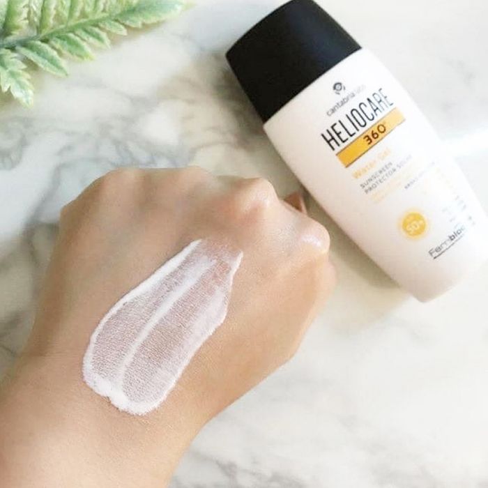 Khám phá hình ảnh thực tế Kem chống nắng Heliocare Water Gel SPF50 PA++++ - kết cấu mỏng nhẹ, thẩm thấu nhanh