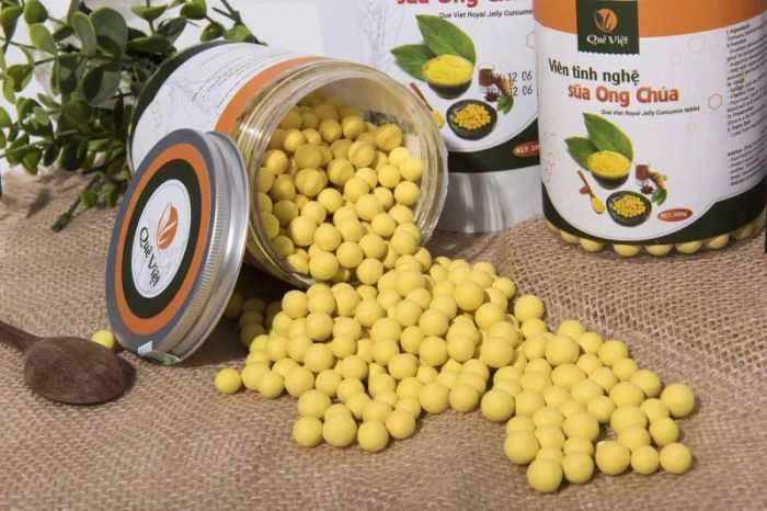 Hình ảnh sản phẩm Viên Tinh Nghệ Mật Ong Quê Việt - Góc nhìn chân thực