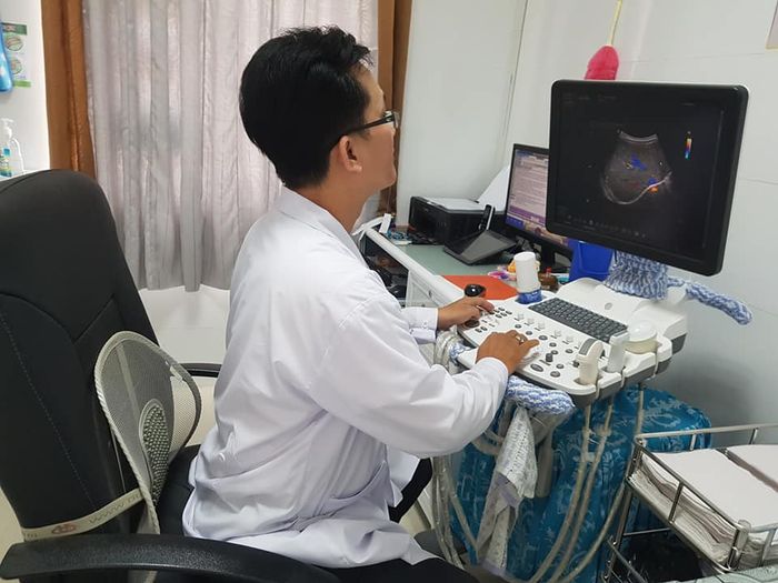 Hình ảnh đội ngũ y bác sĩ tận tâm tại Phòng Khám Đa Khoa An Hoà