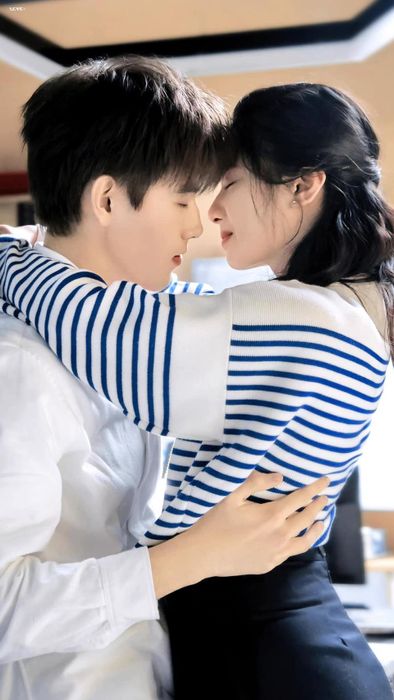 Khoảnh khắc hạnh phúc đôi ta