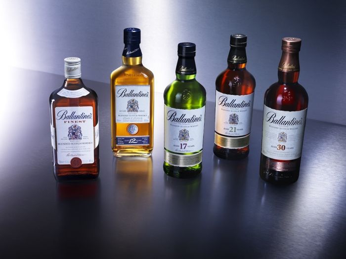 Hình ảnh chai Ballantine's Finest chính hãng