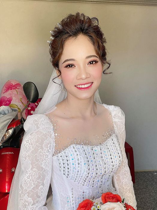 Hình ảnh Makeup Ngọc Minh Châu - Tác phẩm nghệ thuật trên từng gương mặt