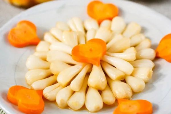 Hình ảnh dưa kiệu vàng ươm bắt mắt
