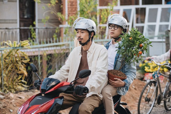 Khoảnh khắc ấm áp trong MV Đi Về Nhà - Hình ảnh đẹp về tình cảm gia đình