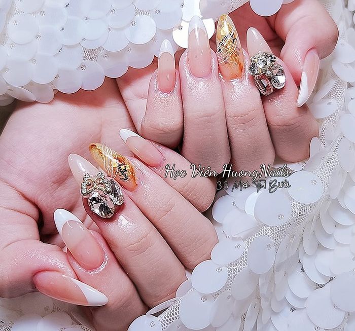 Không gian sáng tạo đầy cảm hứng tại Hương Nails