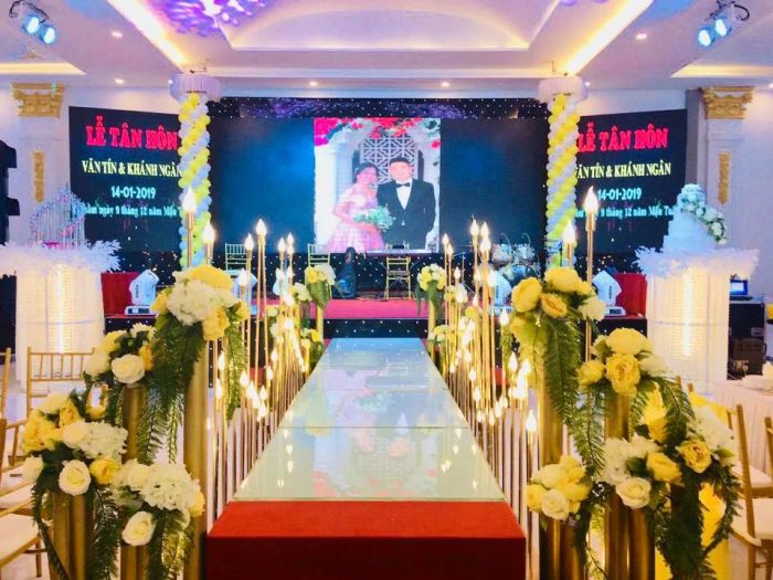 Hình ảnh sảnh tiệc sang trọng tại Hoàng Yến Group