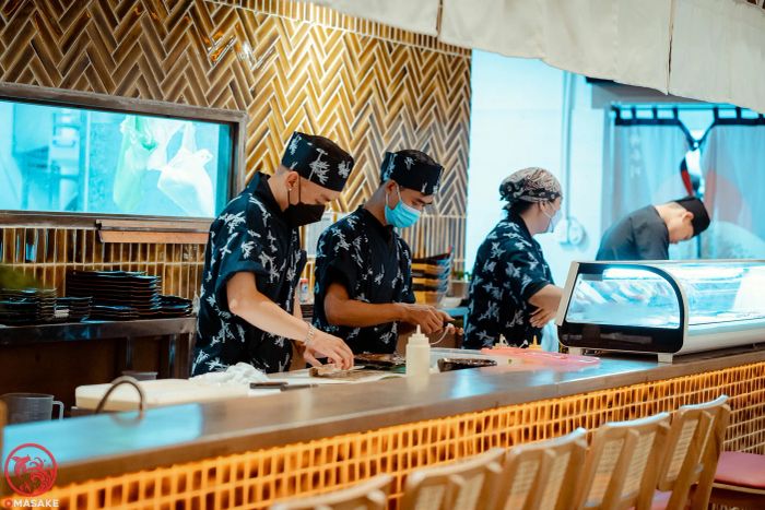 Không gian sang trọng tại Omaske Sushi Restaurant