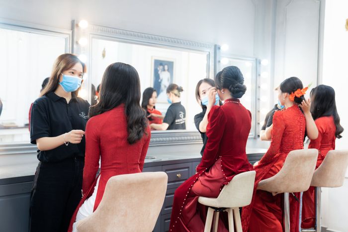 Góc làm việc chuyên nghiệp của các học viên Thiên Đường Wedding