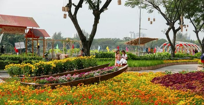 Cảnh sắc miền Tây thu nhỏ tại hội hoa (Nguồn: Tổng hợp)