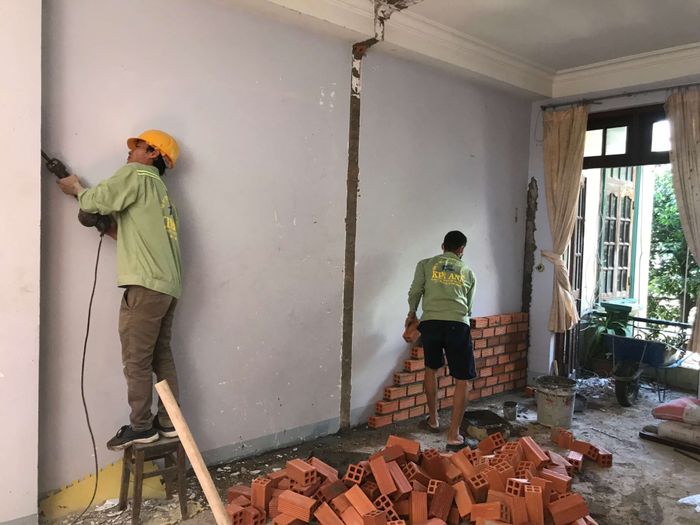 Hình ảnh trước và sau cải tạo của Không Gian Mới