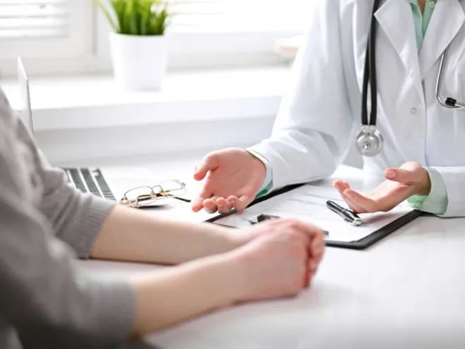 Ảnh chân dung BS. Phan Hữu Tú - Bác sĩ tâm huyết