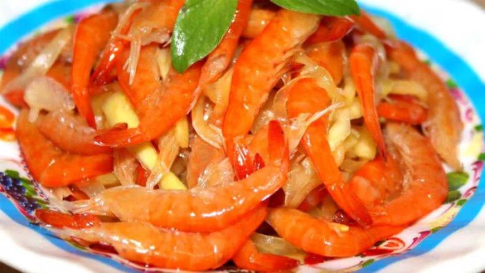 Hình ảnh mắm tôm chua Huế đỏ tươi hấp dẫn