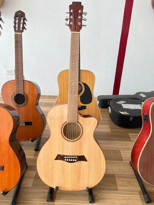 Không gian trưng bày ấn tượng tại Trung Tâm Nhạc Cụ M - Music