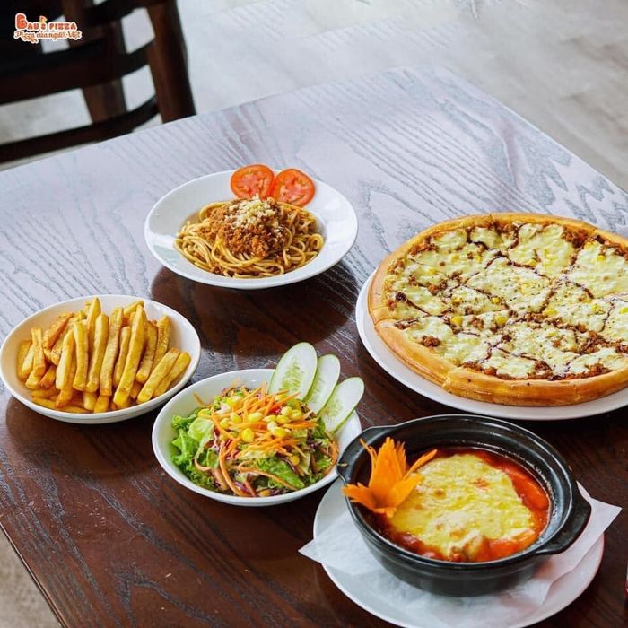 Bầu Pizza - Kiệt tác hội tụ từ đôi bàn tay tài hoa