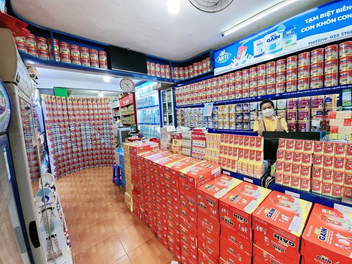 Hệ thống Cửa hàng sữa Kha Ngân qua ống kính - Không gian hiện đại nơi chất lượng và niềm tin được đặt lên hàng đầu.