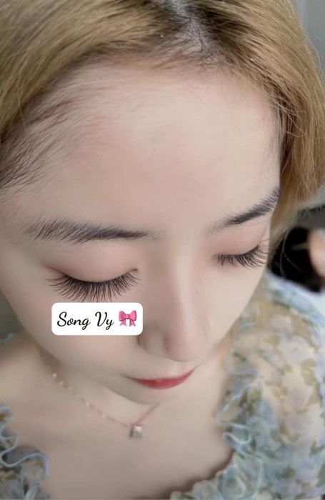 Hình ảnh tác phẩm nối mi nghệ thuật tại Song Vy Beauty
