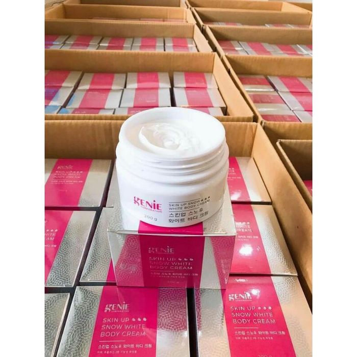 Kem Dưỡng Trắng Da Body Tinh Thể Nước Genie Skin Up Snow White Body Cream - Hình ảnh 1