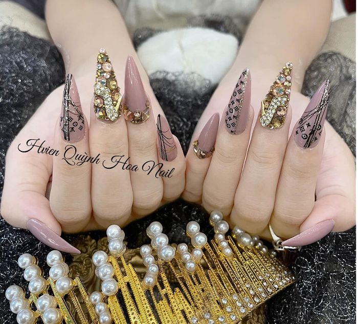 Không gian sáng tạo đầy cảm hứng tại Quỳnh Hoa Nail Mi