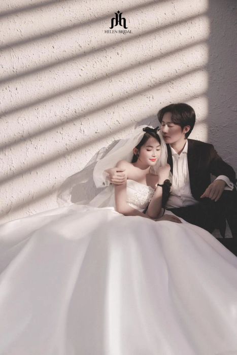 Khoảnh khắc tình nhân đẹp như mơ (Nguồn: Helen Bridal) - Ảnh 1