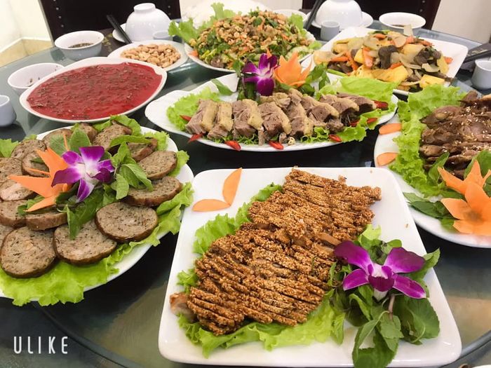 Nhà Hàng Lạc Thịnh - Hình Ảnh 1