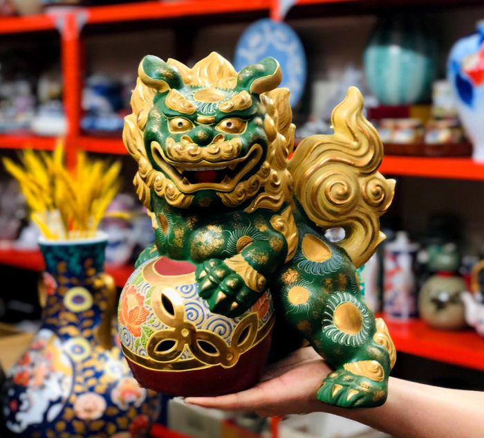 Bộ sưu tập gốm sứ tinh tế tại Totto-Chan (Ảnh 2)