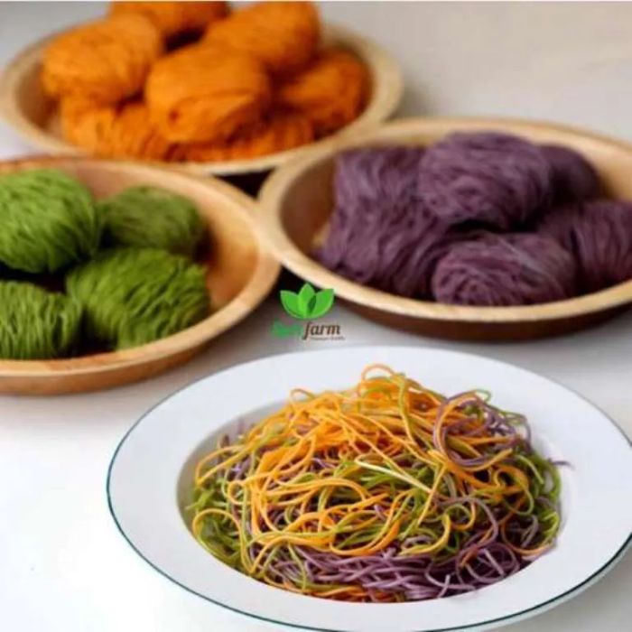 Hình ảnh thực tế Mì Rau Củ 3 Màu Surifarm - Sắc màu dinh dưỡng từ thiên nhiên