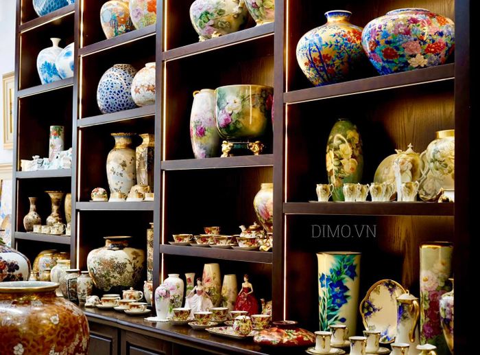 Bộ sưu tập gốm sứ Nhật - Âu tinh xảo tại DIMO (Ảnh 2)