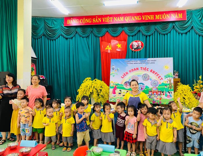 Khuôn viên xanh mát của Trường Mầm Non Hoa Pơ Lang