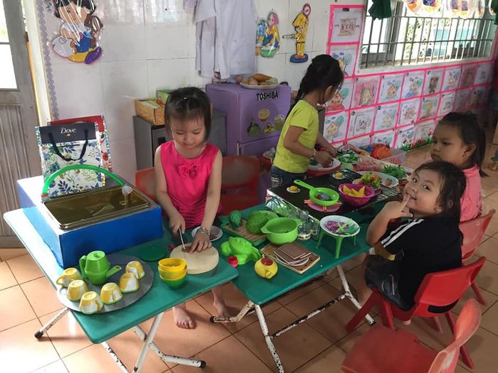 Những khoảnh khắc đáng yêu của bé tại Trường Mầm Non Hòa Xuân