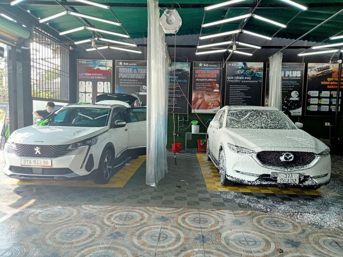 Hình ảnh không gian sang trọng tại 5.0 Auto Spa