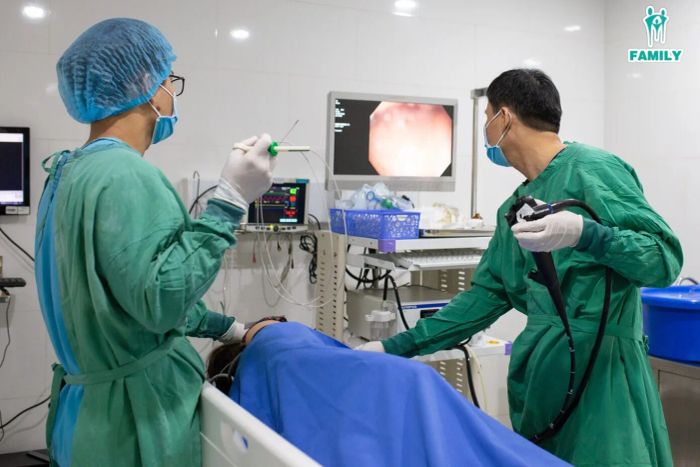 Hình ảnh đội ngũ y bác sĩ chuyên nghiệp tại Bệnh viện Đa khoa Gia Đình