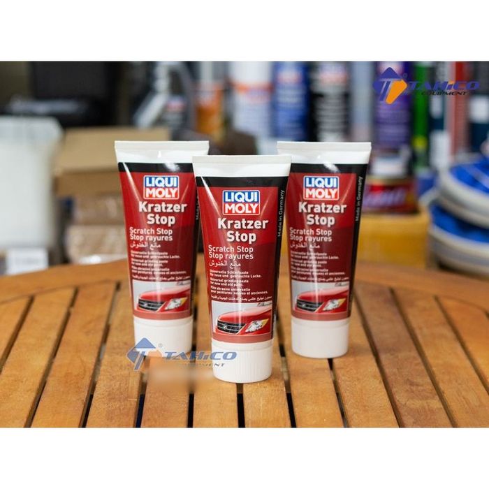 Hình ảnh thực tế Liqui Moly 2320 - Chứng minh khả năng xóa sạch vết xước chỉ trong vài thao tác đơn giản, mang lại diện mạo như mới cho chiếc xe của bạn.